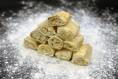 Млинці з кисломолочним сиром