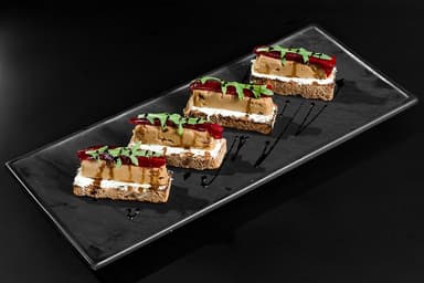 Брускета з качиним пате