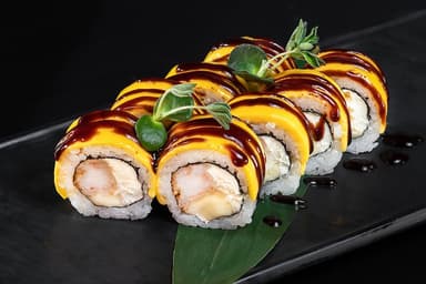 Сирний рол з креветкою темпура