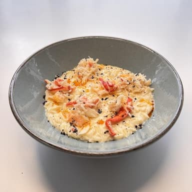 Вершкове орзо з мʼясом сніжного крабу