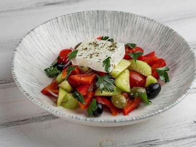 Грецький салат з фетою