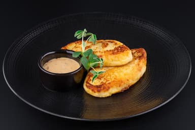 Зрази картопляні з капустою та пікантним соусом